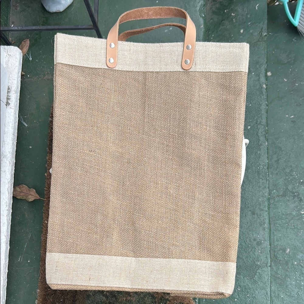 Large tote